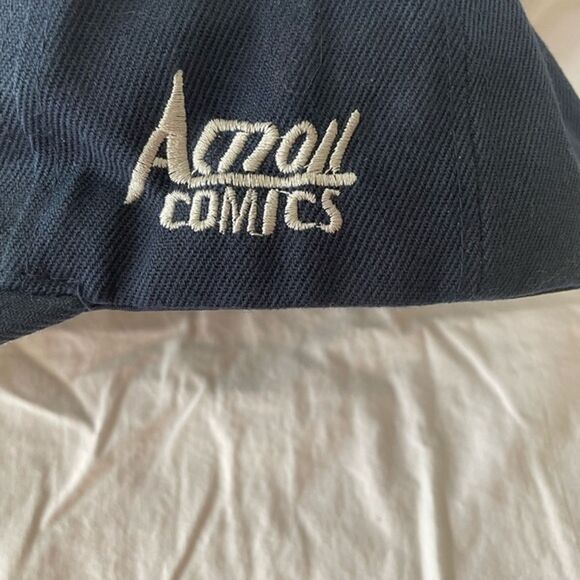Superman Amoll Comics Flex Fit Cap. - Picture 3 of 4